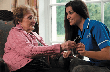 Reasons for Choosing Home Care for Elderly Loved Ones